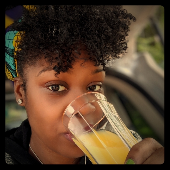 Meet your Posher, Carol - Picture 13 of 16